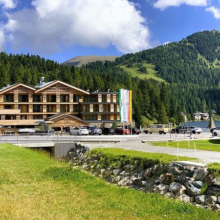 Hotel Alpin Peaks Turracher Hohe Exterior foto